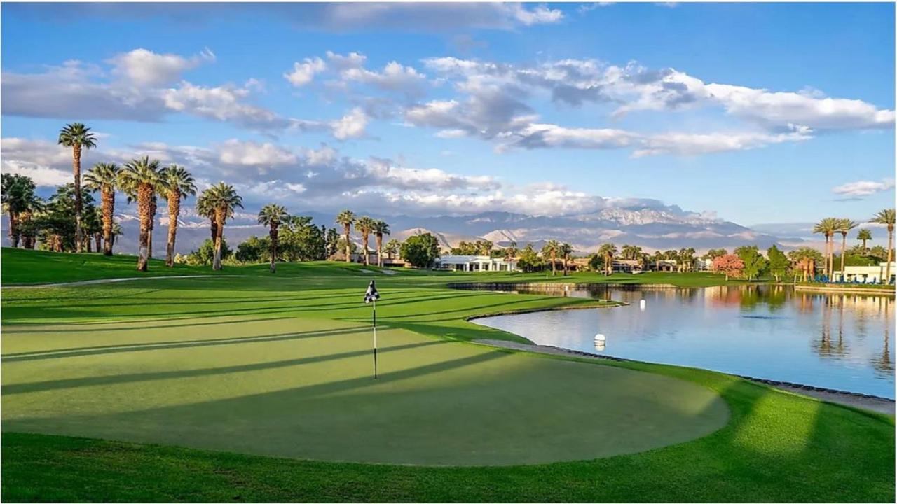 Holiday Inn Express Palm Desert By Ihg Esterno foto